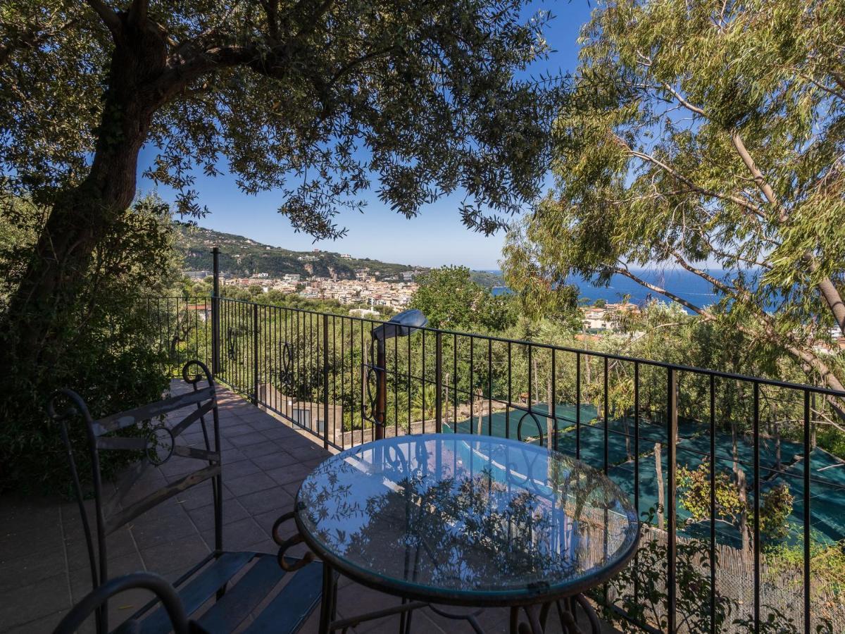 Ulivi Apt Villa Sorrento Luaran gambar